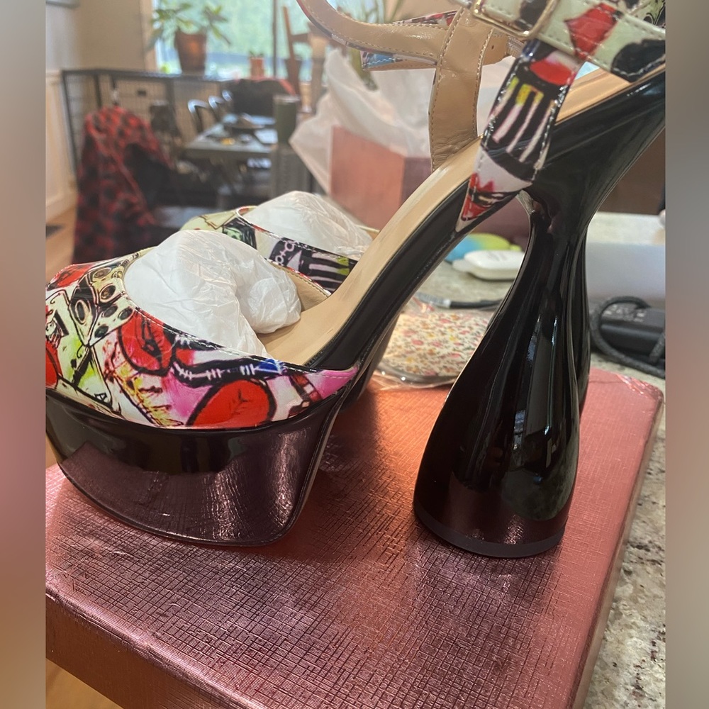 Funky Platform Heels - Picture 2 of 4